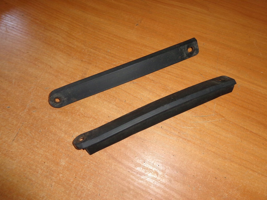 TOURAN 1T OSŁONA LISTWA NADKOLA 1T0807548