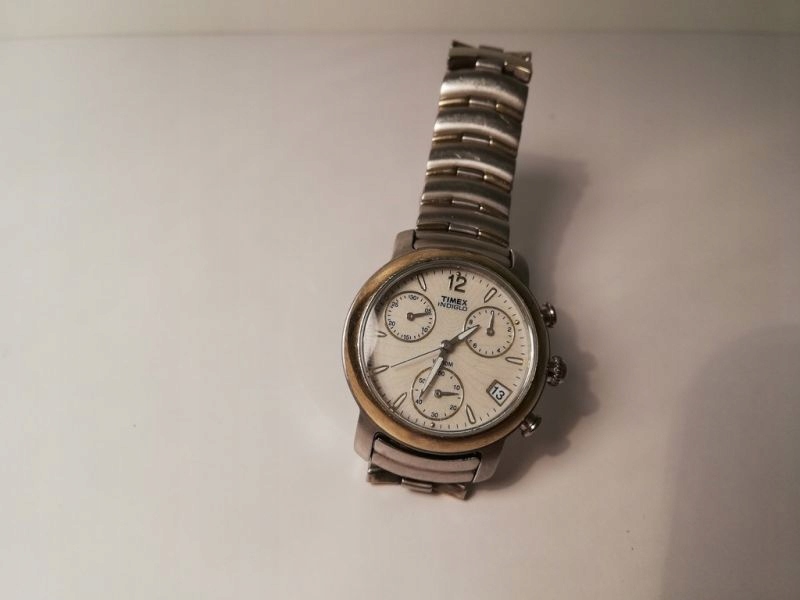 ZEGAREK TIMEX INDIGLO CR 2016