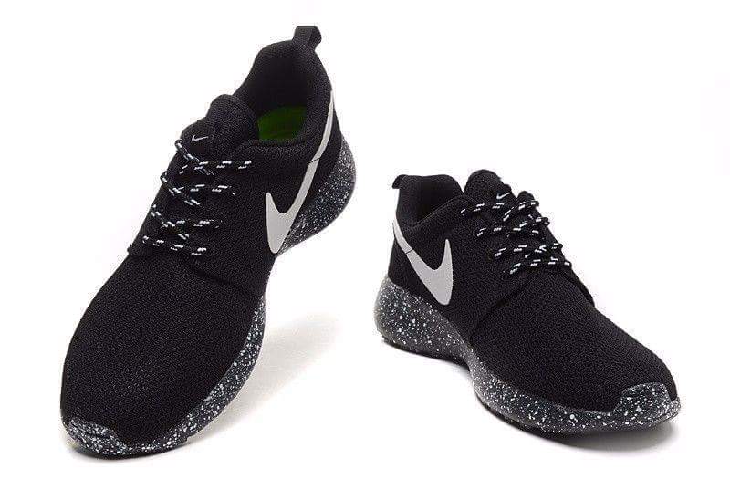 Buty Nike Roshe Run Oreo Nowe Rozmiar 40 7253449480 Oficjalne Archiwum Allegro