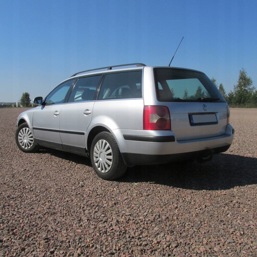 Passat B5 Lift Kombi 1.9TDI 2004 Rok