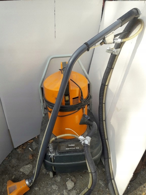 odkurzacz piorący TASKI AQUAMAT 25