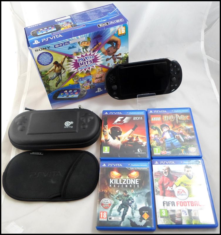 PS VITA+4 GRY/KARTA 8GB/ETUI/KOMPLET MEGA ZESTAW!