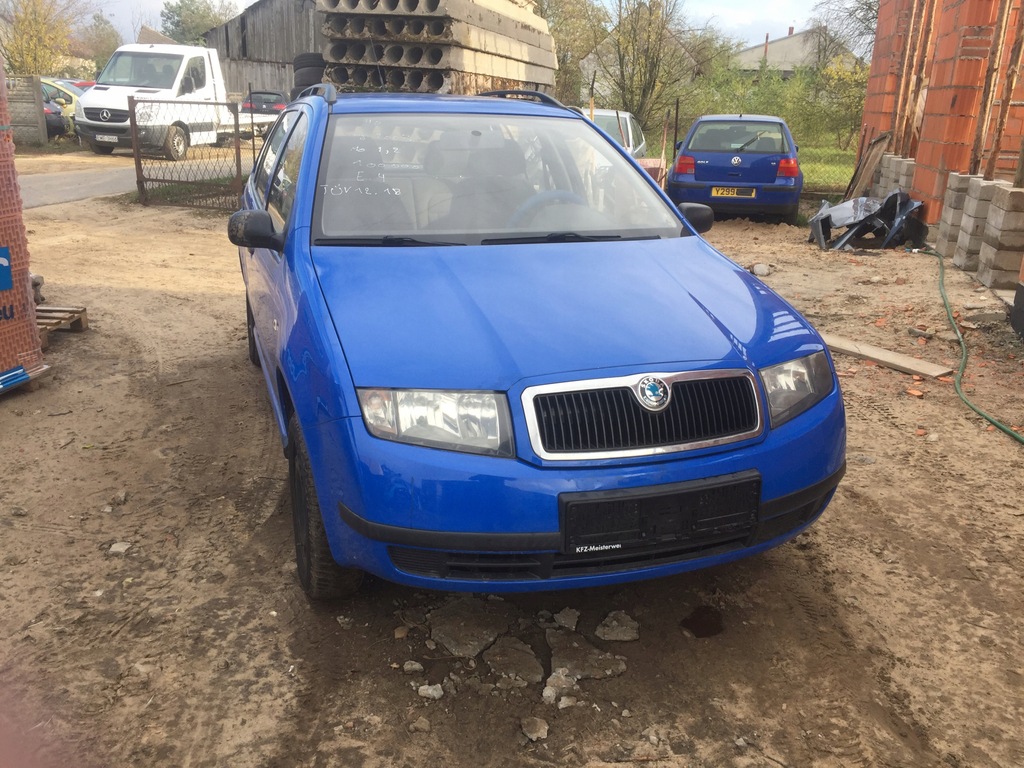 maska skoda FABIA 04r kod lakieru 4402 niebieska