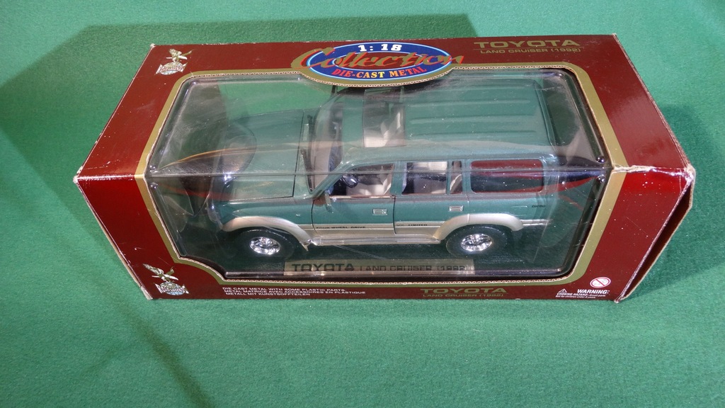 Model Toyota Land Cruiser, 1:18, Road Legends 7698061233