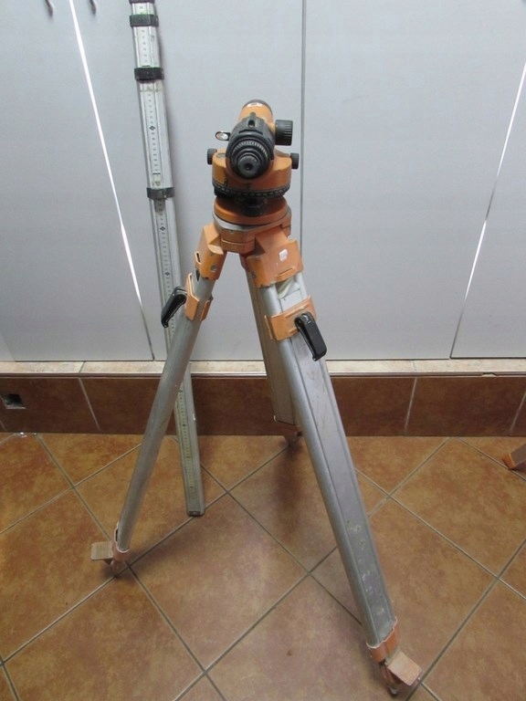 NIWELATOR OPTYCZNY NEDO E26 + LISTWA * WROCŁAW