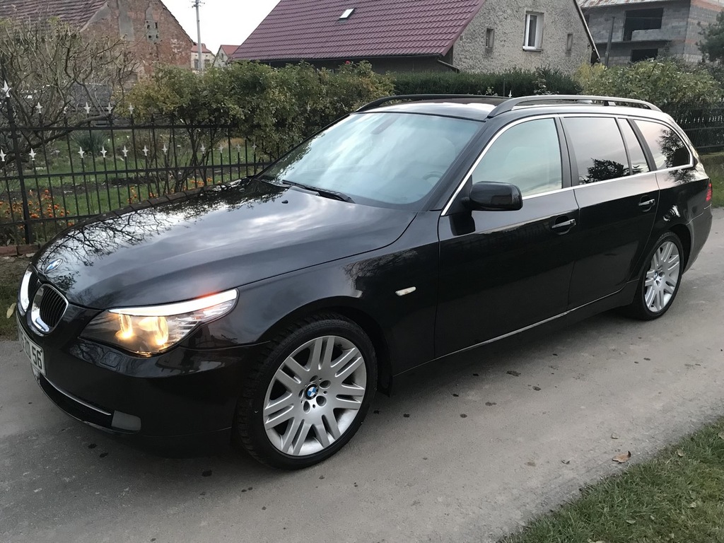 BMW E61 CZARNA 2009 rok LIFT PANORAMA ŚLICZNA TOP