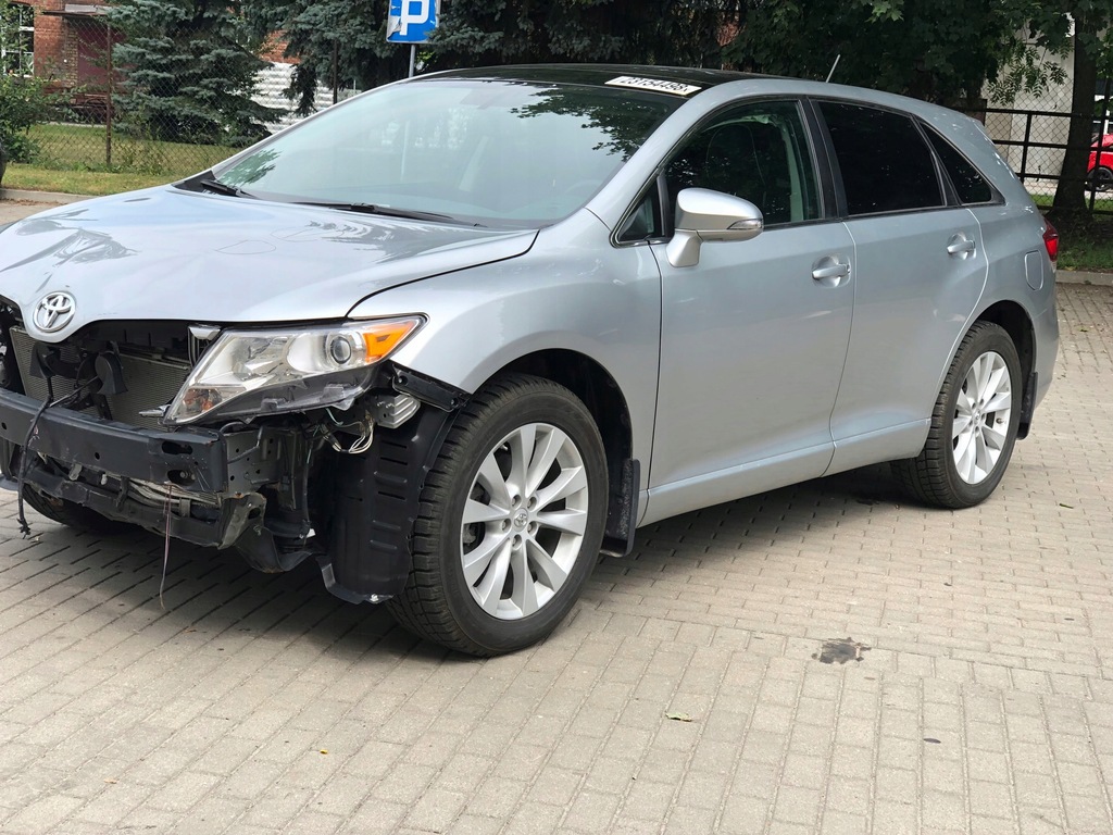 TOYOTA VENZA XLE 2016r. 3.5 280KM