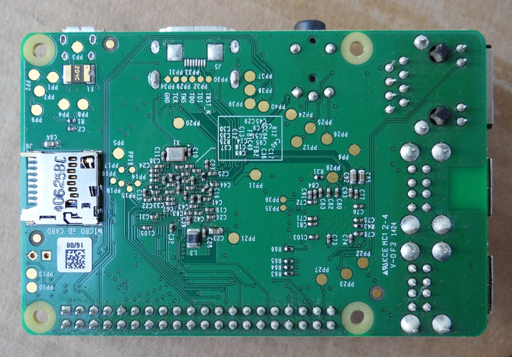 Raspberry Pi Model B+ V1.2 Pi 2014 - 7347420855 - oficjalne archiwum ...