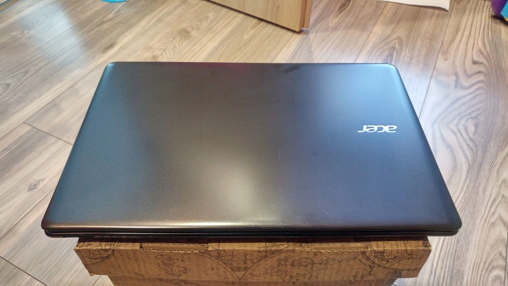 Acer E1-530