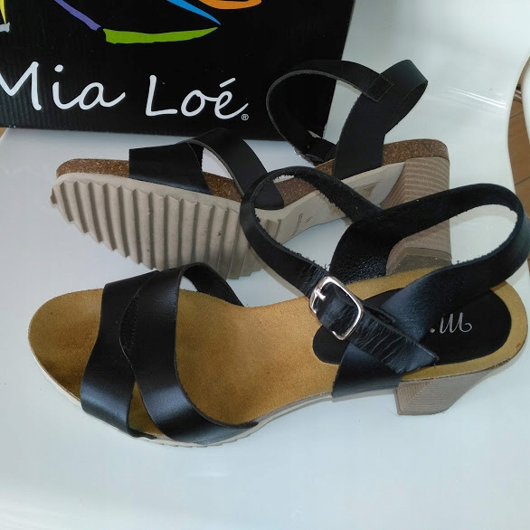 mia loe shoes