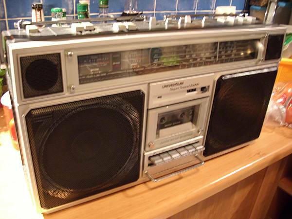 RADIOMAGNETOFON UNIVERSUM SOUND 16000 JAK NOWY