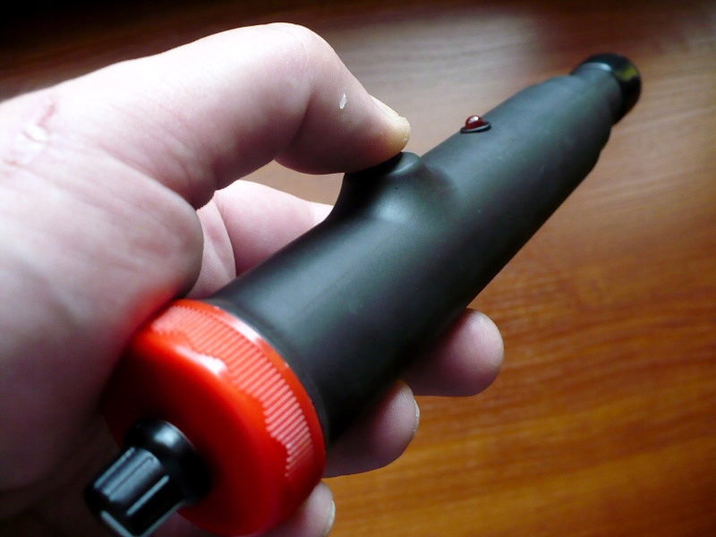 Pinpointer Krecik Reczny wykrywacz metali Red1.1
