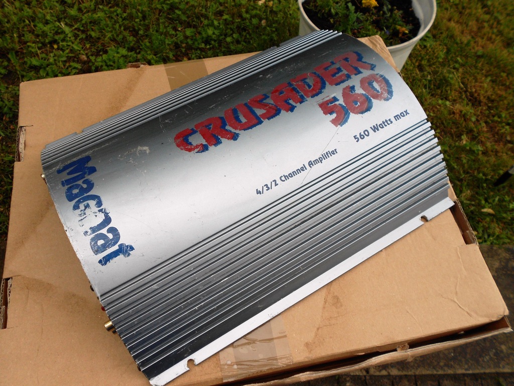 Wzmacniacz samochodowy Magnat Crusader 560