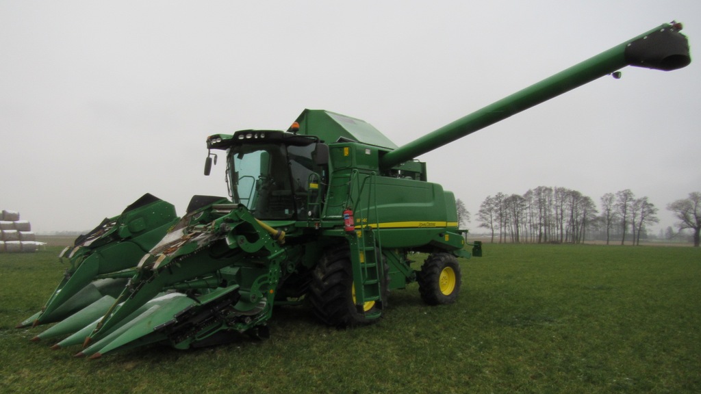 Kombajn John Deere W540