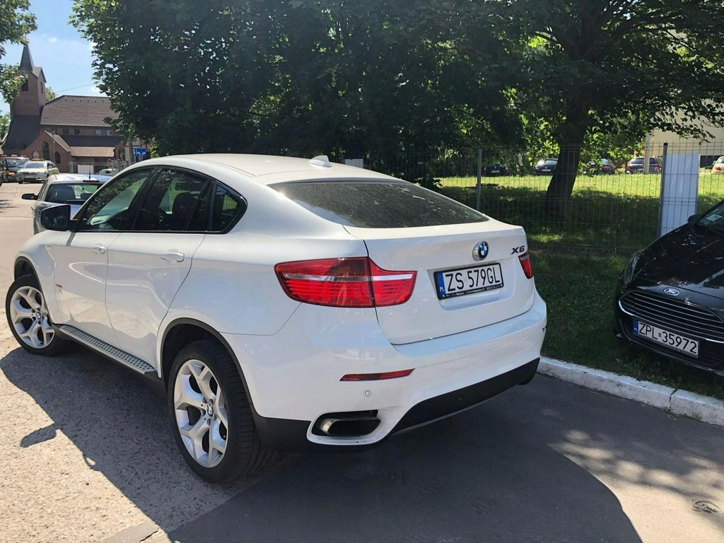 Bmw x6 salon