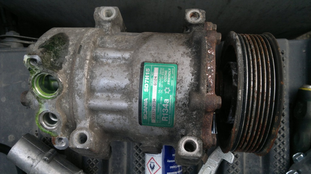 spręzarka klimatyzacji scania SD7H15 uszkodzona