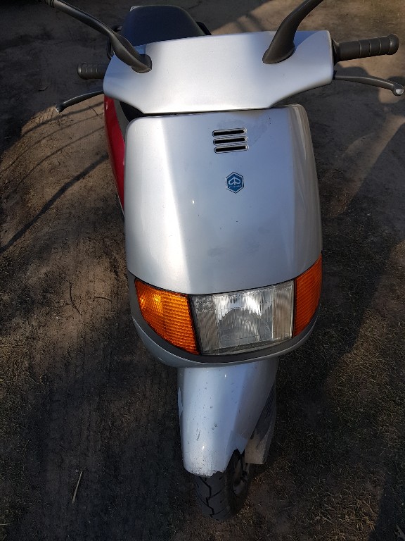 Skuter piaggio sfera 50