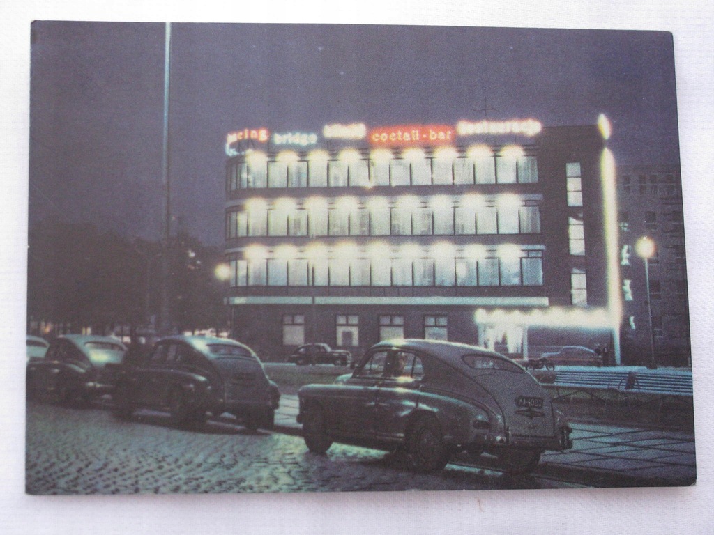 SZCZECIN-65r RESTAURACJA KASKADA samochód Warszawa