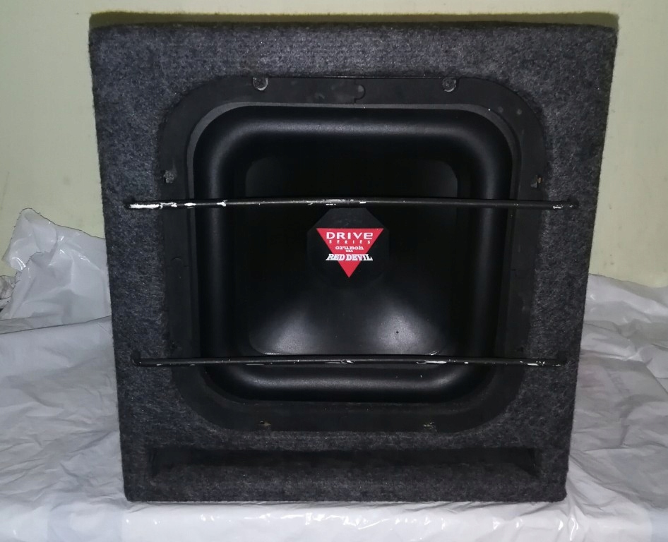 CRUNCH Red devil crq-12 300W