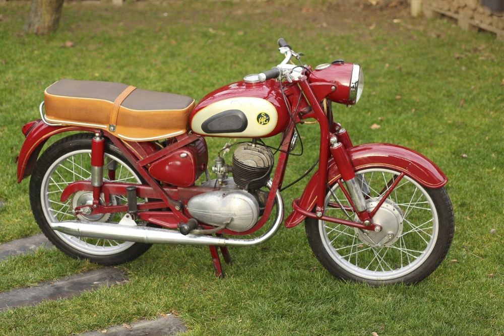 Z A K U P I Ę *Motocykl SHL M11*nowy nie używany