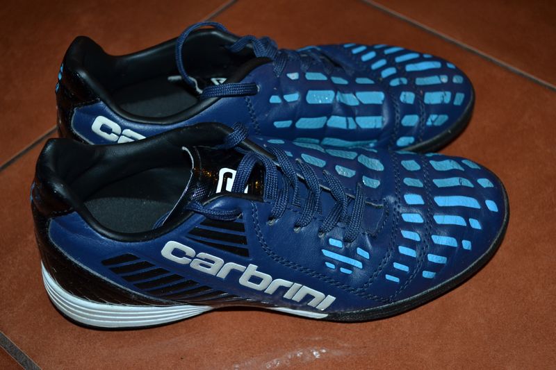 CARBRINI BUTY PIŁKARSKIE 35,5 wkł.23cm ORLIK TURFY