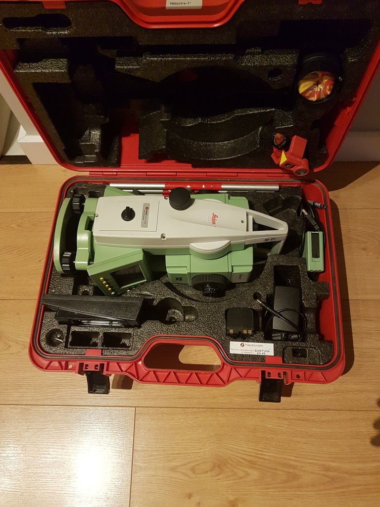 Tachimetr Leica TS02 ultra-7