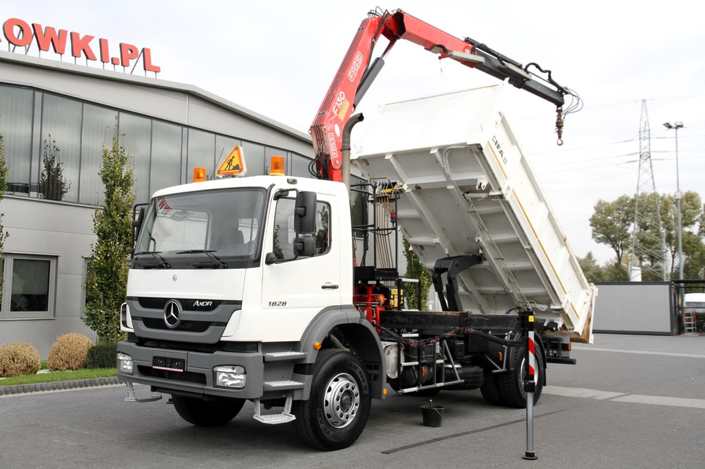 MERCEDES-BENZ AXOR 1828 WYWROTKA Z HDS FASSI