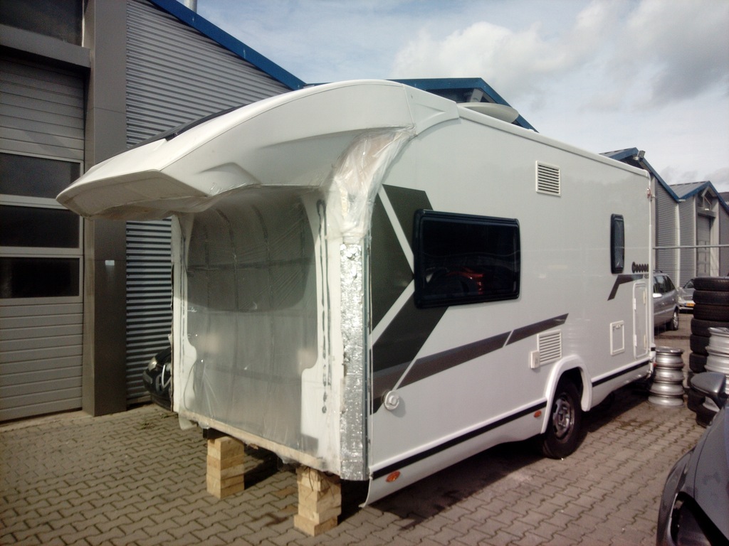 Kamper Camper Benimar Cocoon zabudowa 2015