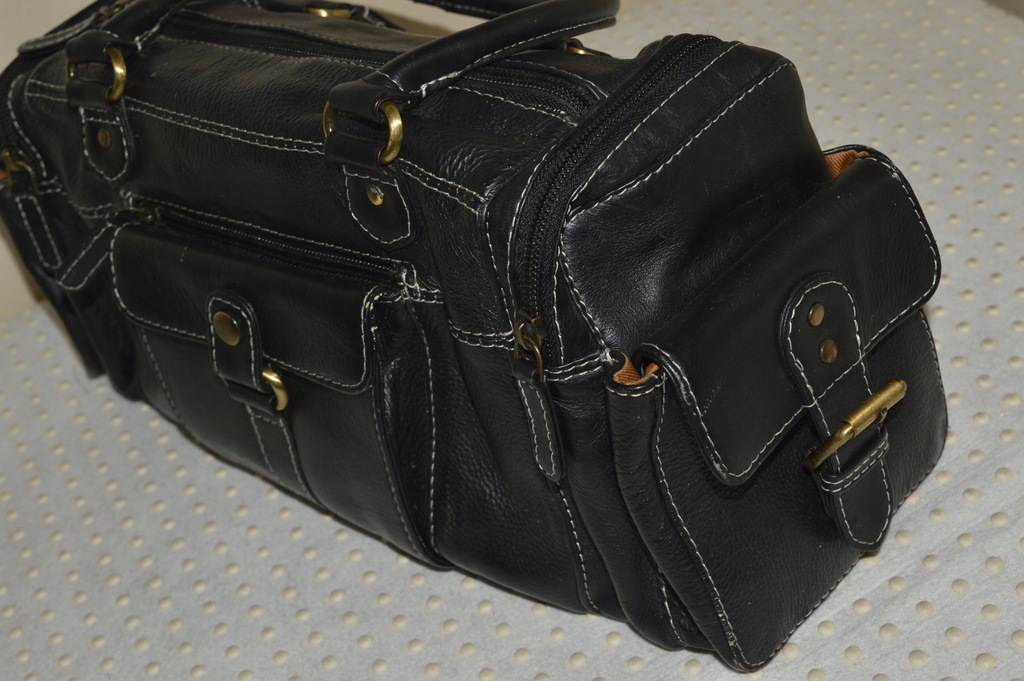 tommy and kate leather holdall