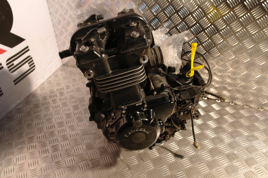 SILNIK Kawasaki GPZ 500 94-03