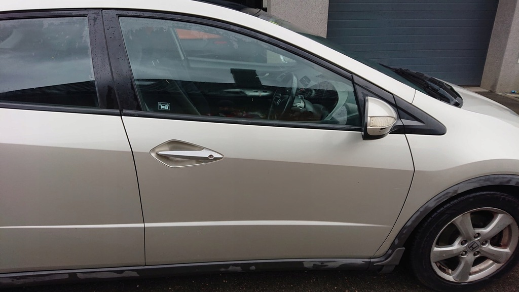 Drzwi prawe przednie Honda Civic VIII UFO YR559M