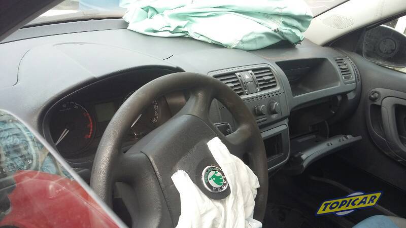DESKA ROZDZIELCZA   SKODA FABIA II 06-