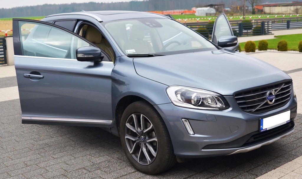 VOLVO XC60 wersja SUMMUM