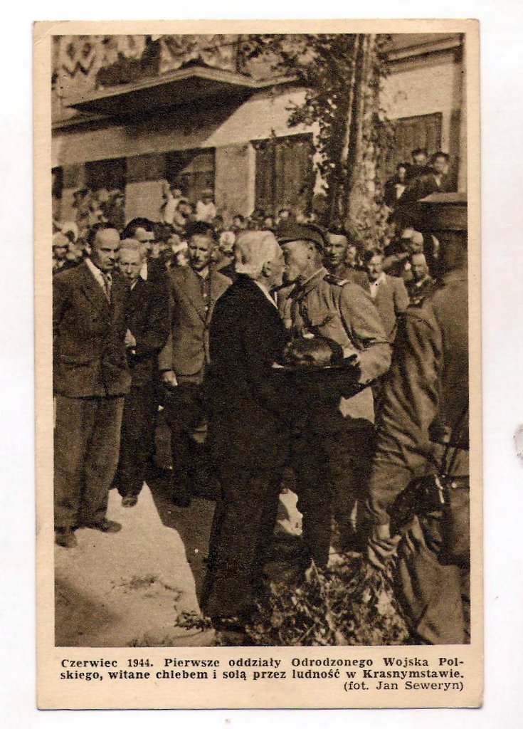 KRASNYSTAW  WITA ŻOŁNIERZY LWP CHLEBEM I SOLĄ-1944