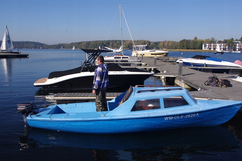 Jacht Raja z silnikiem Evinrude 6KM