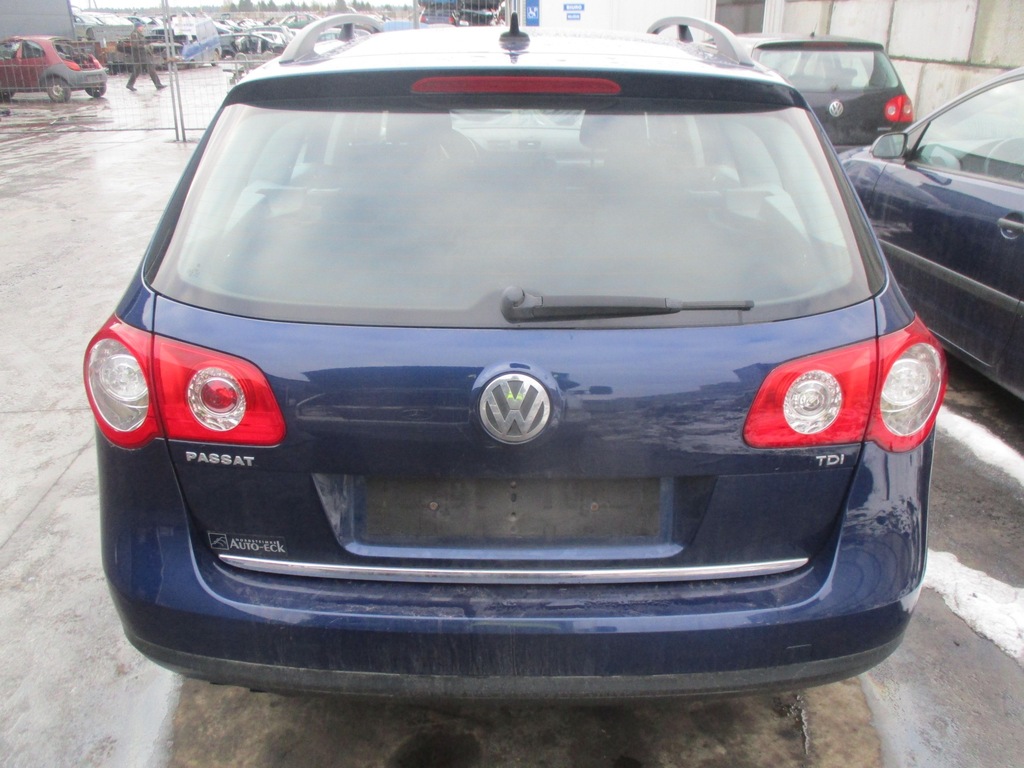 KLAPA BAGAŻNIKA KOMPLETNA VW PASSAT B6 KOMBI LD5Q