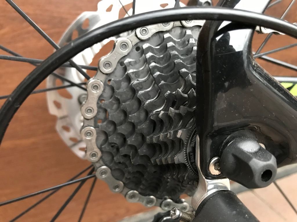 ROWER SZOSOWY KROSS VENTO 7.0 ROZMIAR M 54 CARBON 7302351878 oficjalne archiwum Allegro