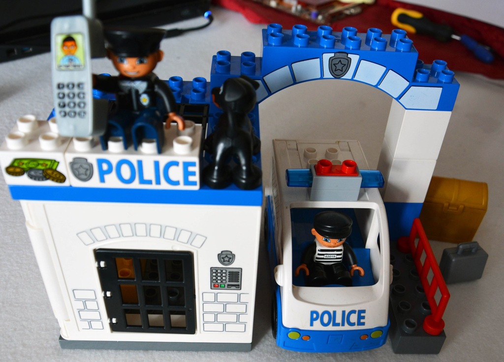 Mirakuløs Udgående Hører til Lego Duplo 5602 Posterunek policji Więzienie Grati - 7307204202 - oficjalne  archiwum Allegro