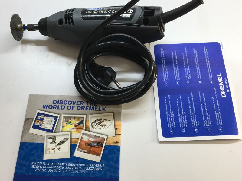 DREMEL 300 F013 0300 45+ ETUI