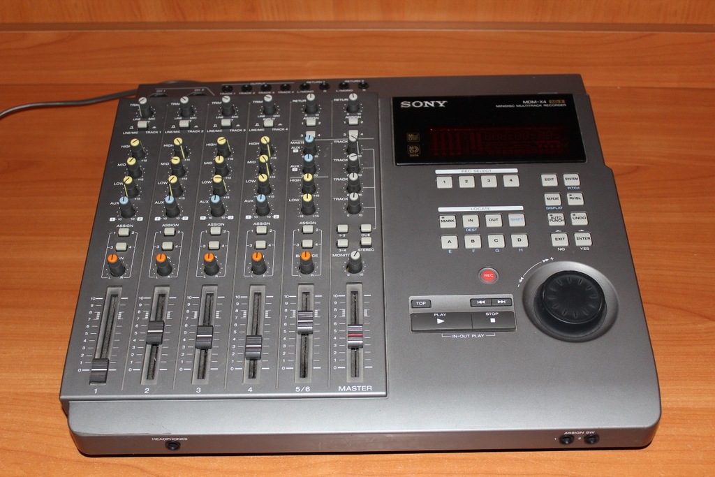 SONY MDM-X4 MkII Minidisc Multi-Track Rejestrator