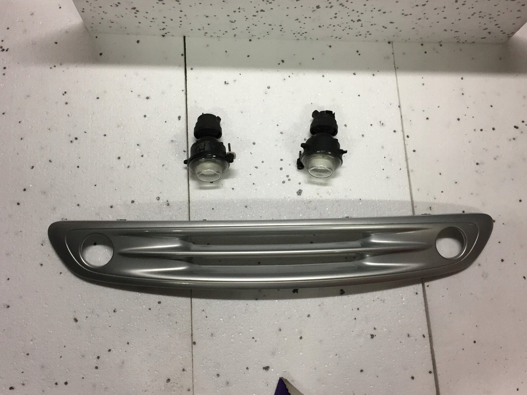 SMART 450 FORTWO GRILL HALOGENY atrapa maskownica