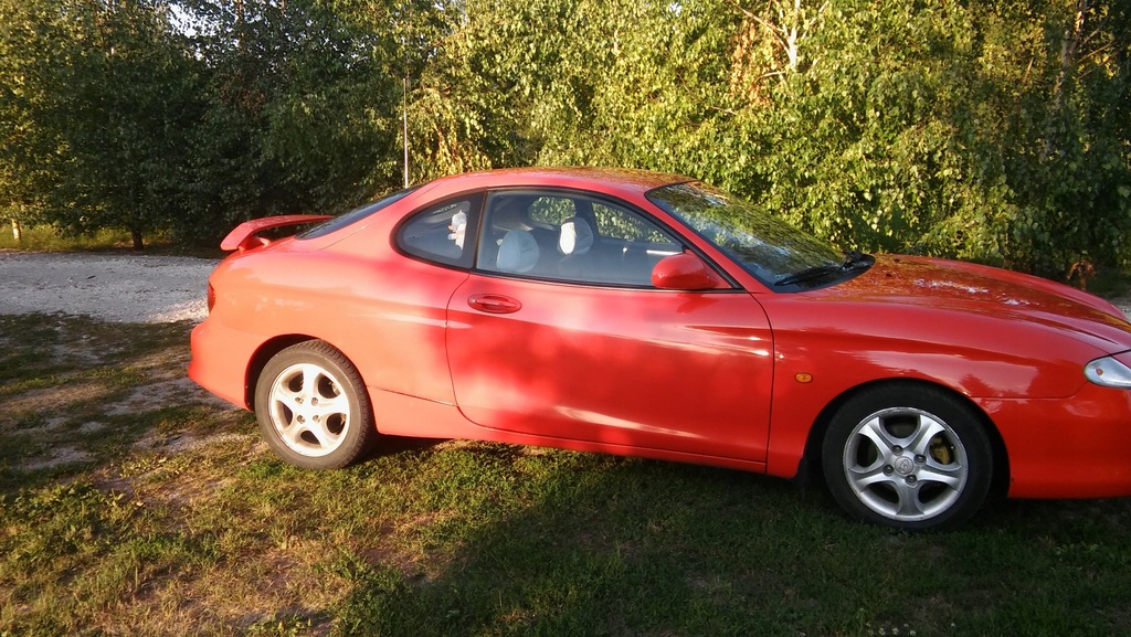 Hyundai coupe rd2