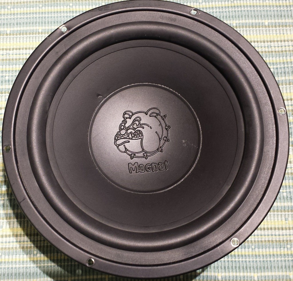 Subwoofer Magnat MWS 200 120W 4ohm 8" 20cm