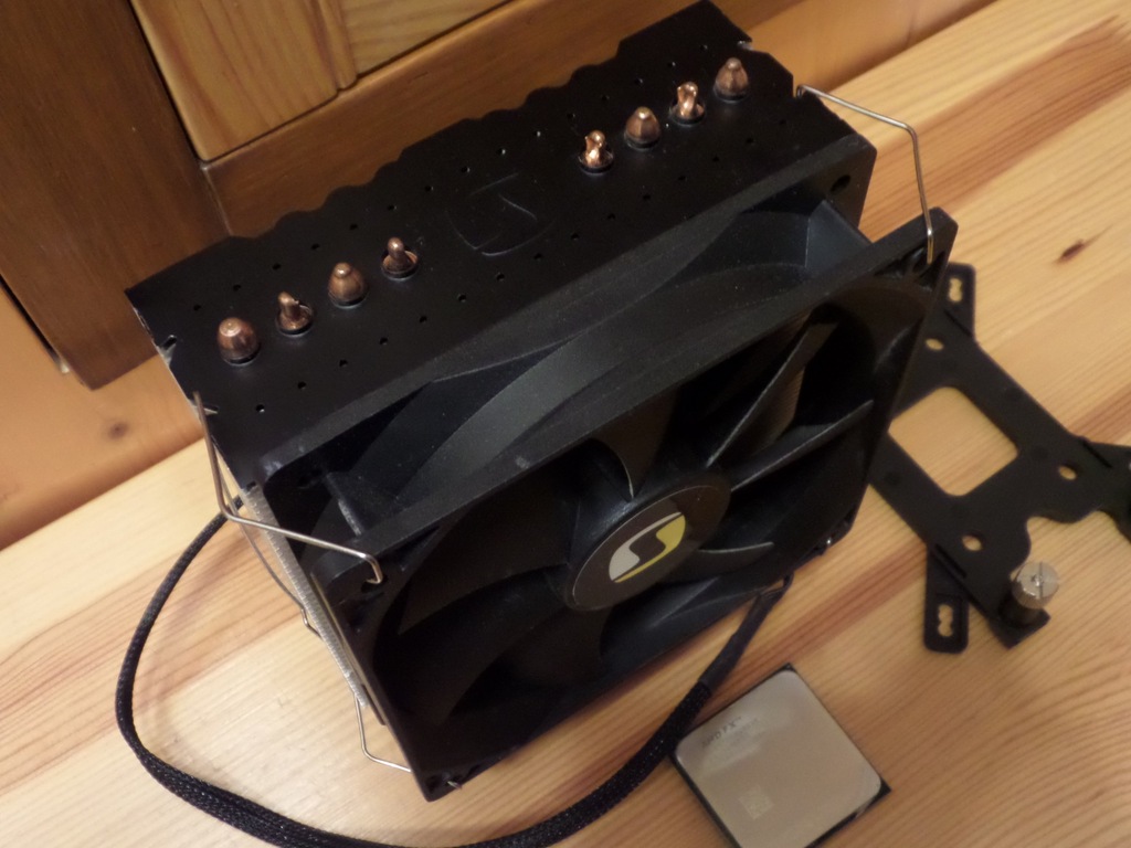 ⚠️ジャンク⚠️ AMD FX-9370 FD9370FHW8KHK Процессор AMD FX-9370 OEM (FD9370F, FD9370FHW8KHK) — купить