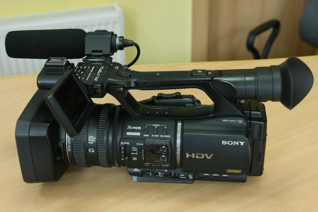 Kamera Sony HVR-Z5E, rejestrator HVR-MRC1, zestaw