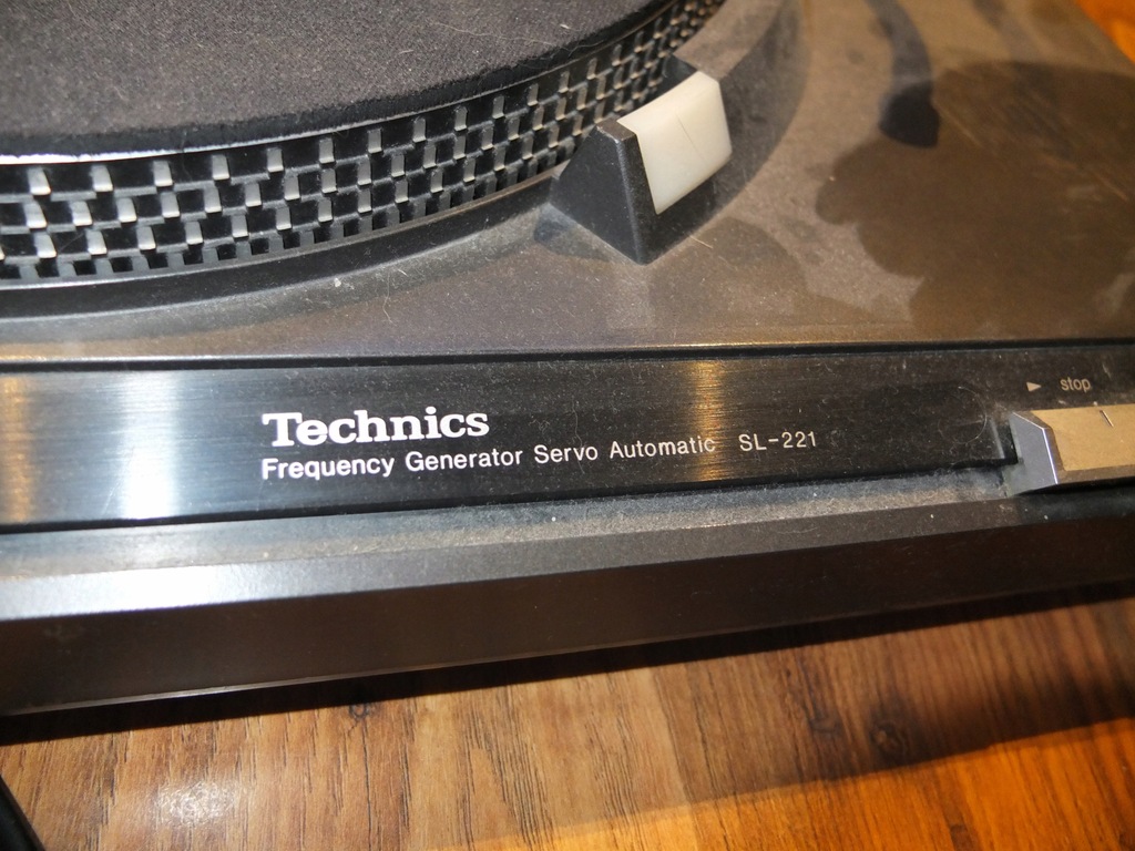 Gramofon Technics SL-221 usykodyony nie komplety