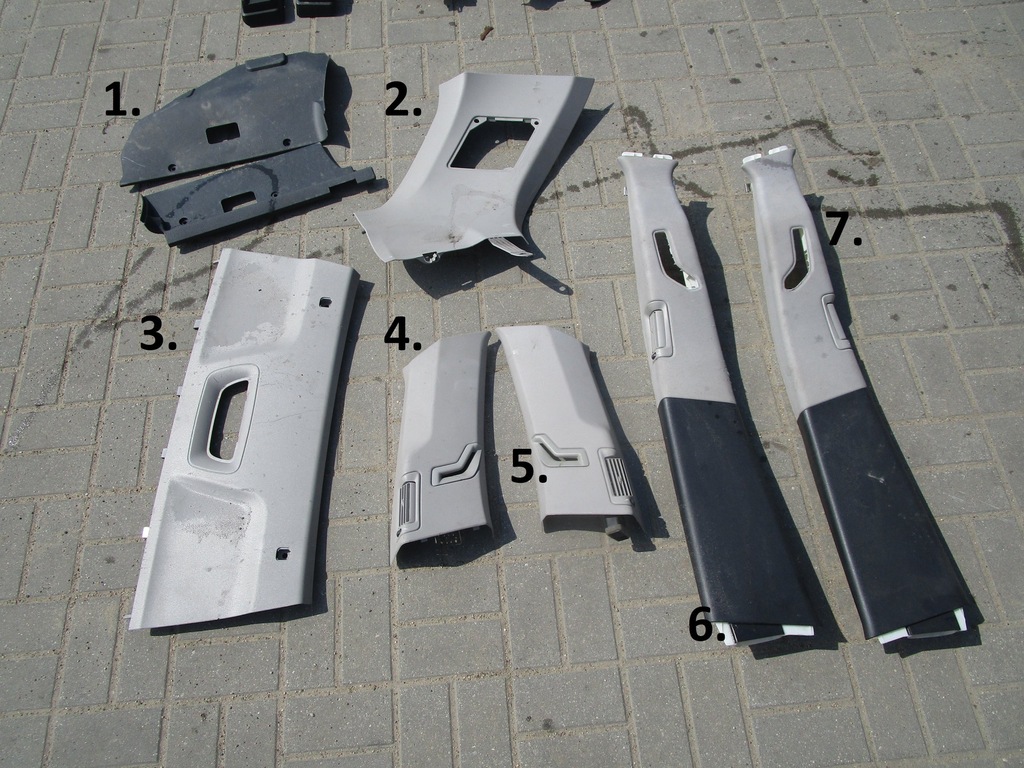 SŁUPKI BOCZNE OSŁONY PLASTIKOWE VOLVO XC 90