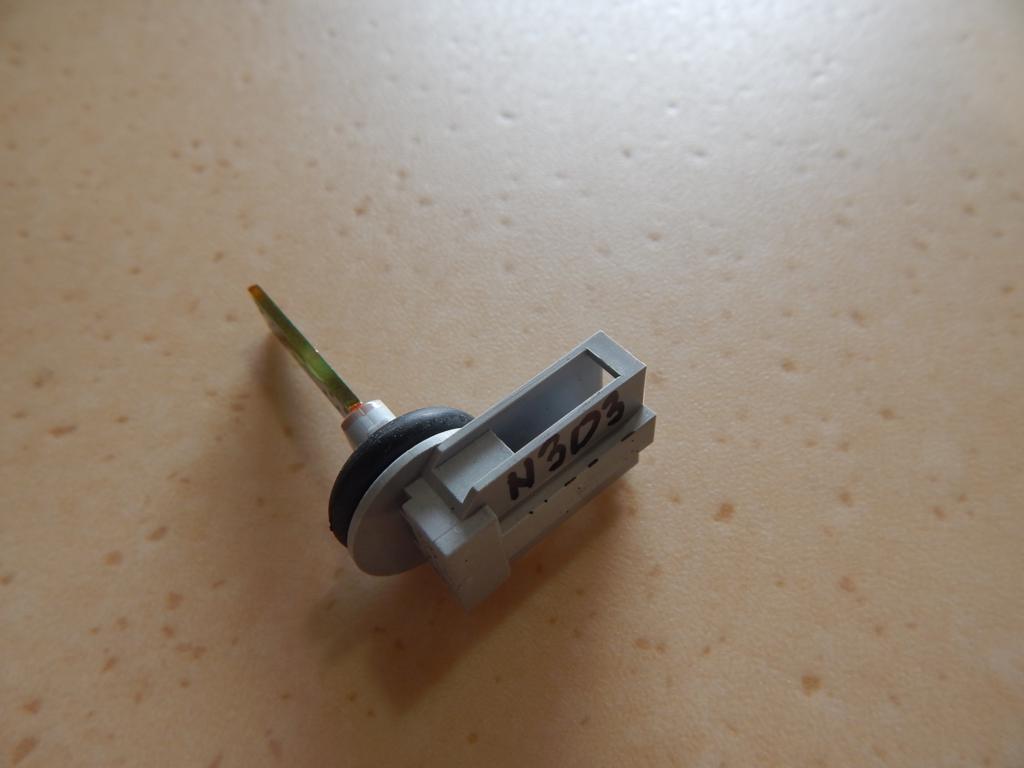 VW TOUAREG 7P AIR SENSOR 3C0907543A