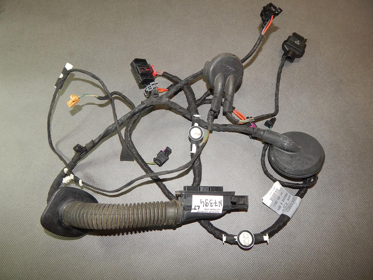 AUDI A5 8T DOOR INSTALLATION LEFT REAR 8T8971687AA