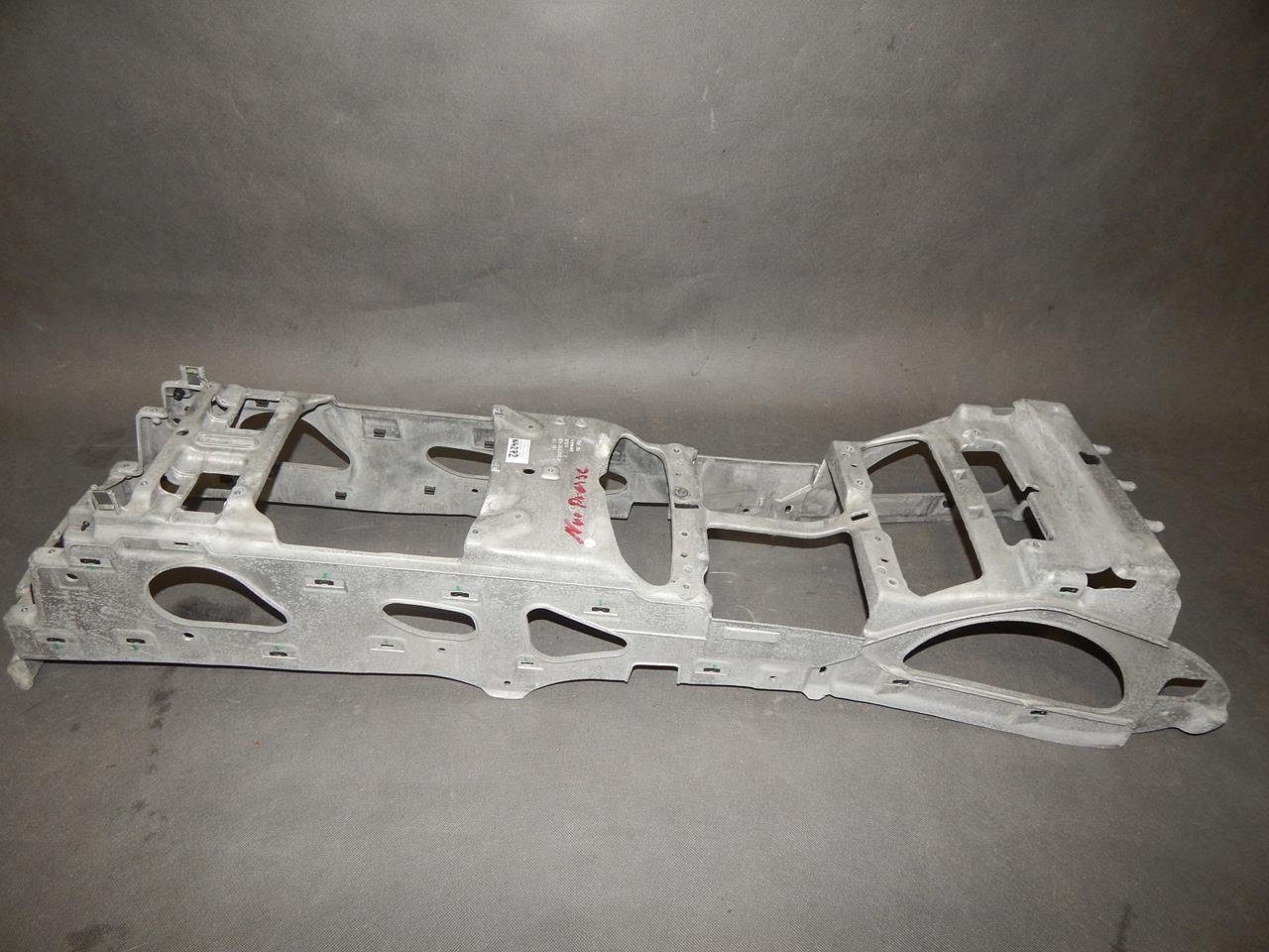 AUDI A8 D4 Supporto TUNELU SRODKOWEGO 4H0861831A